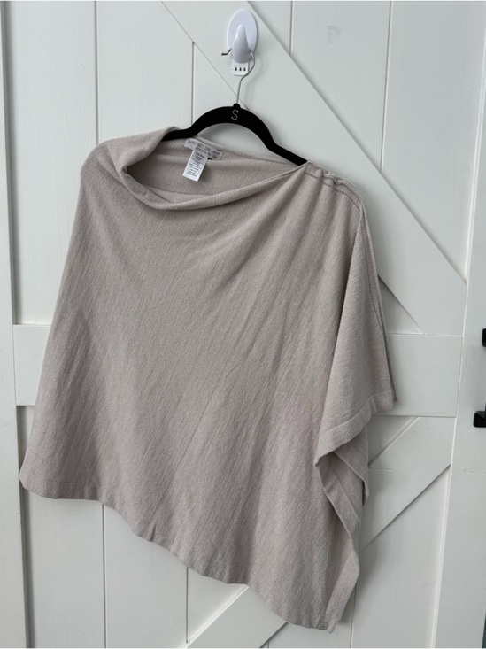 Barefoot Dreams Sweaters - Barefoot Dream CozyChic Ultra Lite Poncho One Size